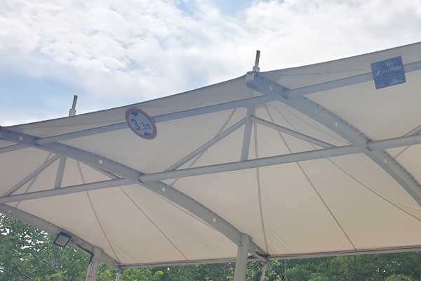 烏魯木齊車(chē)棚膜結(jié)構(gòu)