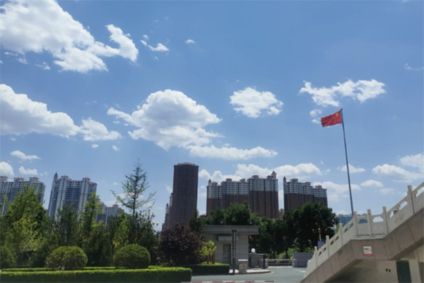 天津充氣膜結(jié)構(gòu)助力企業(yè)攻克環(huán)保難題，多一座氣膜，多一片藍(lán)天